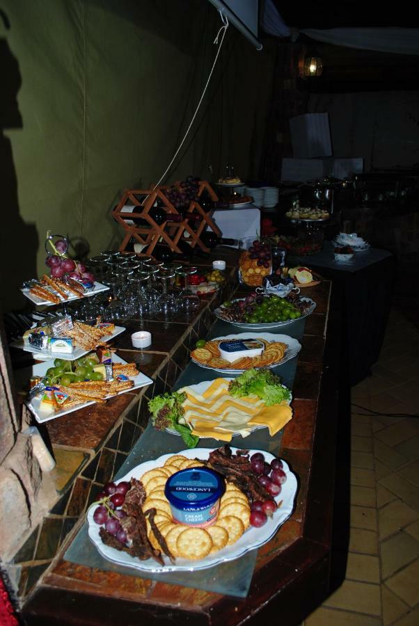 A Knights Rest Guesthouse Претория Экстерьер фото